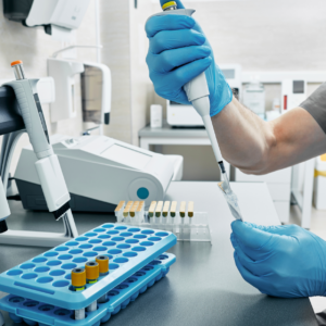 Análises Clínicas e Microbiologia
